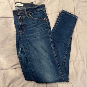 Very well loved Madewell 28T 9” High rise skinny jeans